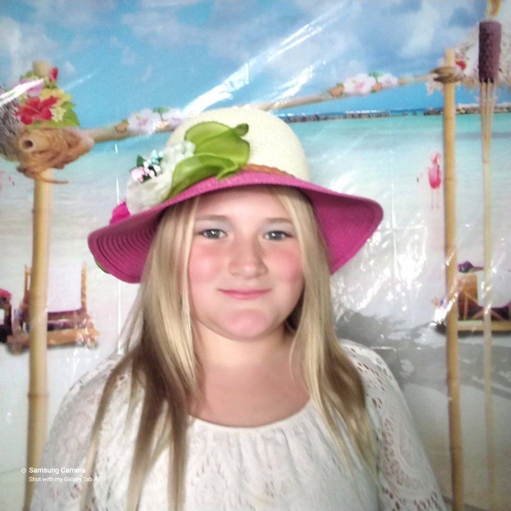 100% Paper Pink, Ivory Cloche Hat, Rafia Wrap Rope, Ribbon Flowers, Seeds NWT OS